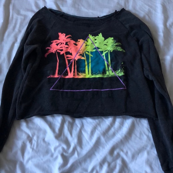 Assorted bundle of sweaters and hoodies - Picture 5 of 9